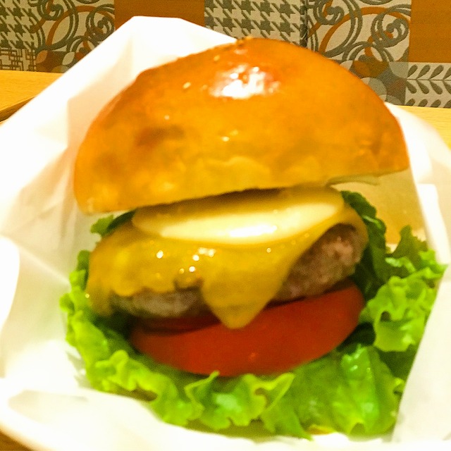 チーズバーガー